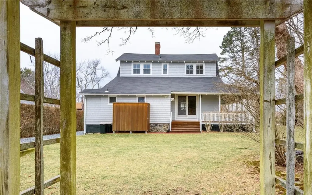 59 Mount Hope Avenue Jamestown RI 02835