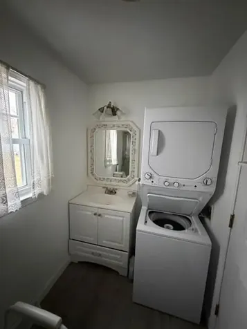 45 Sawyer Avenue Warwick RI 02818