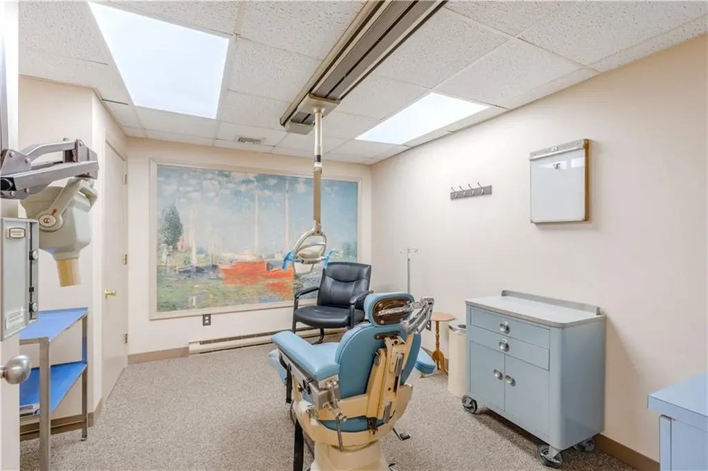 24 Salt Pond Road South Kingstown RI 02879