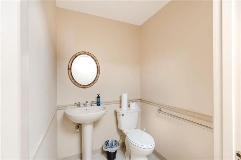 24 Salt Pond Road South Kingstown RI 02879