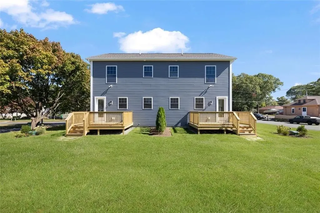 73 Pinehurst Avenue Warwick RI 02889
