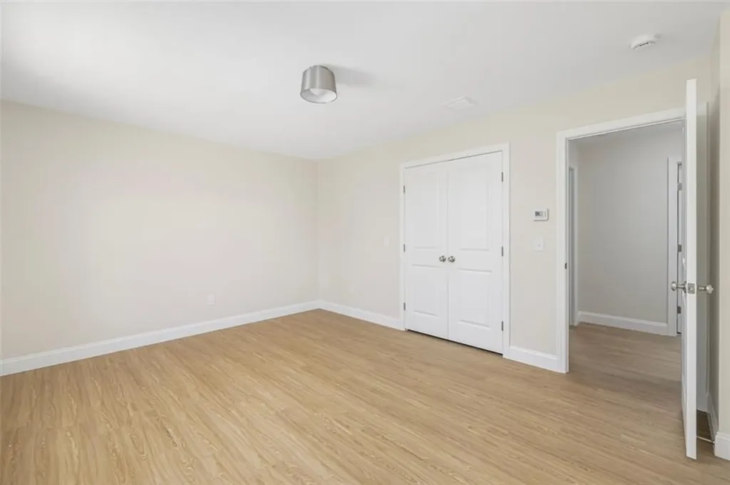 73 Pinehurst Avenue Warwick RI 02889