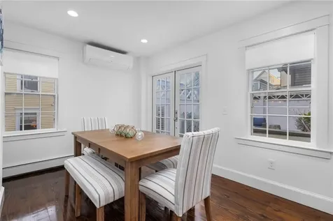 28 30 John Street Newport RI 02840