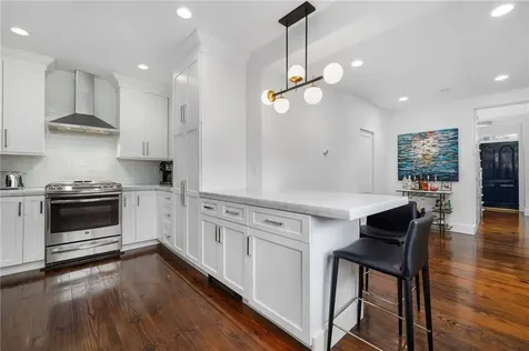 28 30 John Street Newport RI 02840