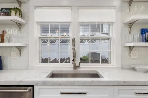 28 30 John Street Newport RI 02840