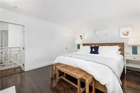 28 30 John Street Newport RI 02840