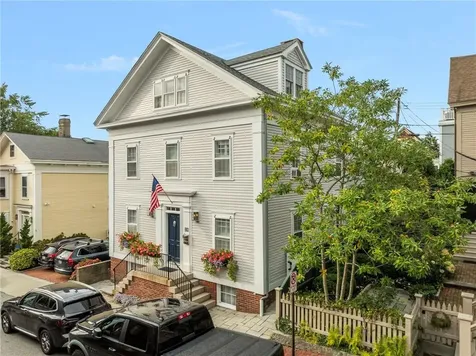 28 30 John Street Newport RI 02840
