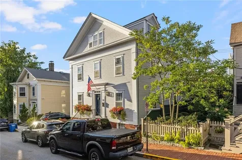 28 30 John Street Newport RI 02840