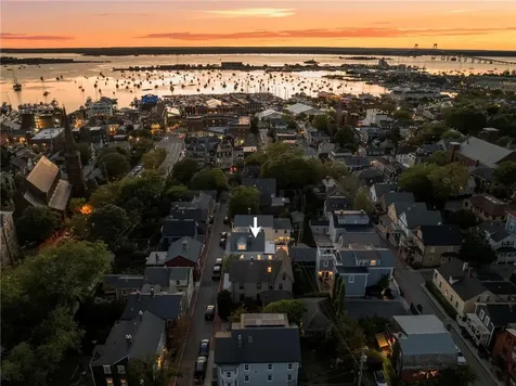 28 30 John Street Newport RI 02840