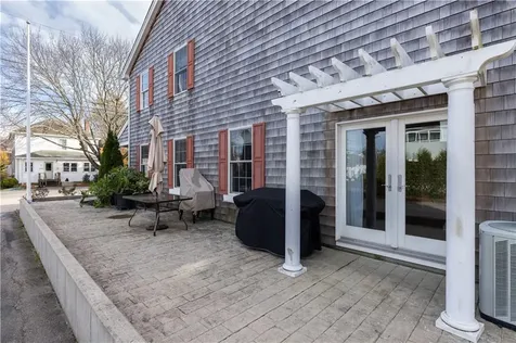 14 Clinton Avenue Jamestown RI 02835