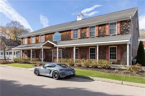 14 Clinton Avenue Jamestown RI 02835