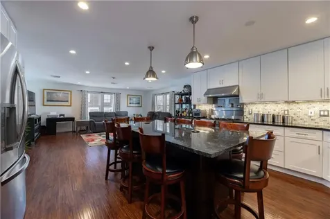 14 Clinton Avenue Jamestown RI 02835
