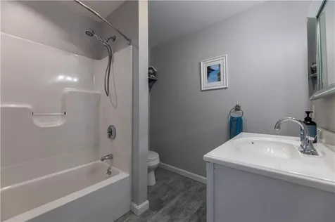 14 Clinton Avenue Jamestown RI 02835
