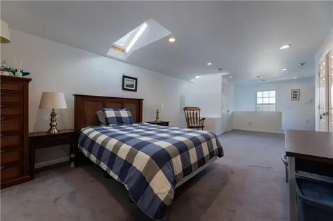 14 Clinton Avenue Jamestown RI 02835