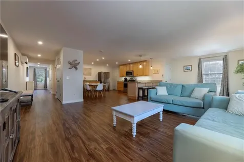 14 Clinton Avenue Jamestown RI 02835