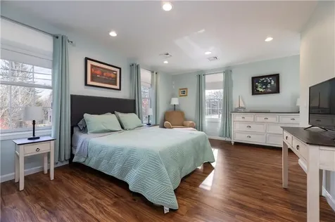 14 Clinton Avenue Jamestown RI 02835