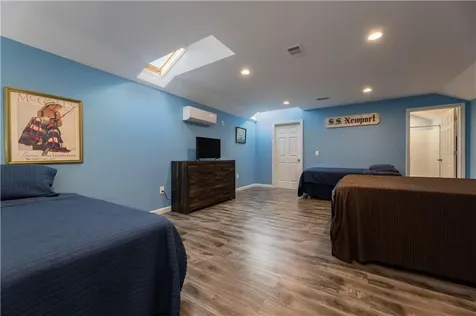 14 Clinton Avenue Jamestown RI 02835