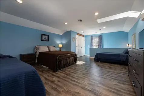 14 Clinton Avenue Jamestown RI 02835