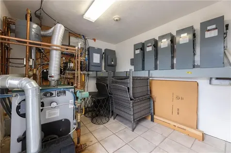14 Clinton Avenue Jamestown RI 02835