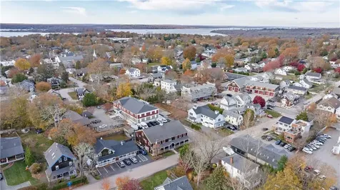 14 Clinton Avenue Jamestown RI 02835