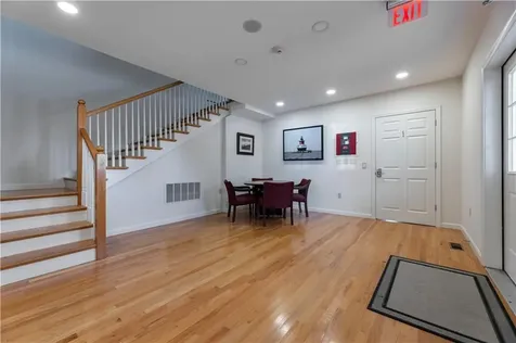 14 Clinton Avenue Jamestown RI 02835