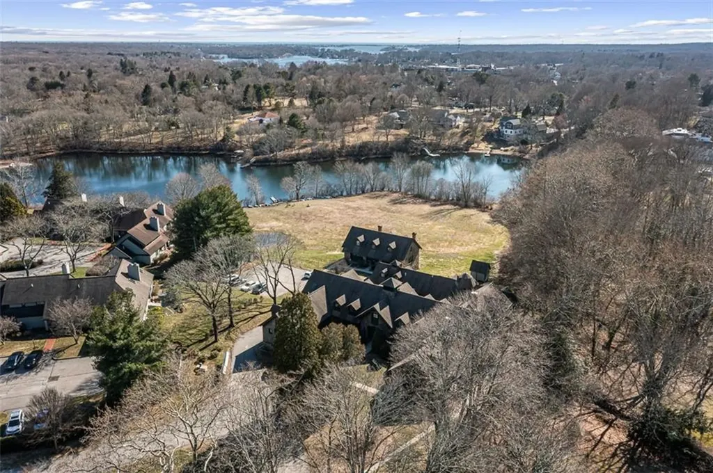 56 Shadow Farm Way South Kingstown RI 02879