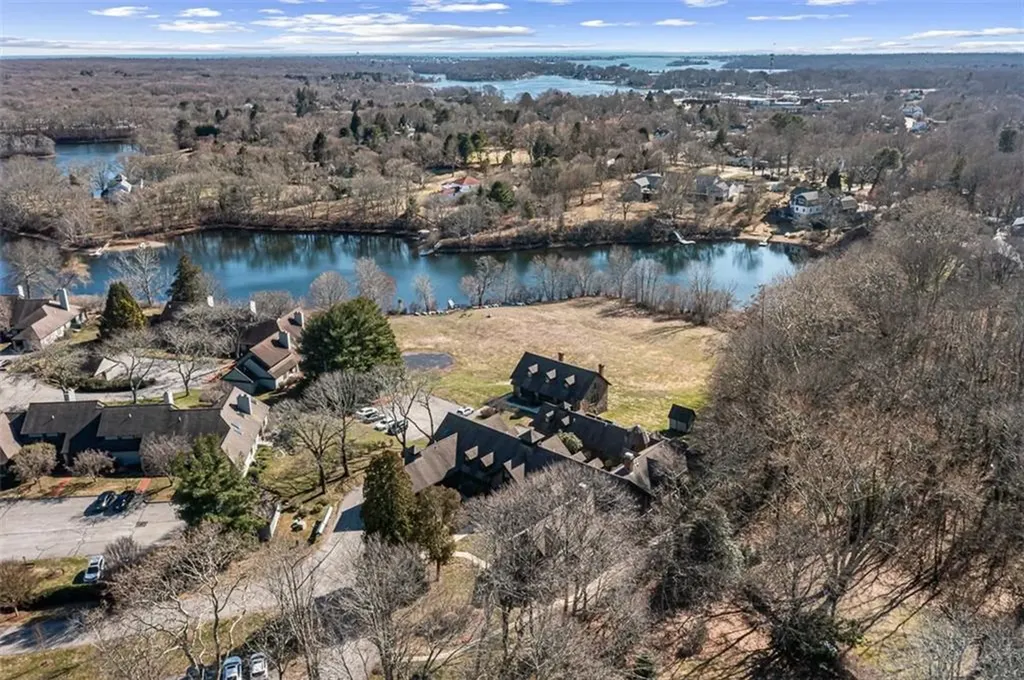 56 Shadow Farm Way South Kingstown RI 02879