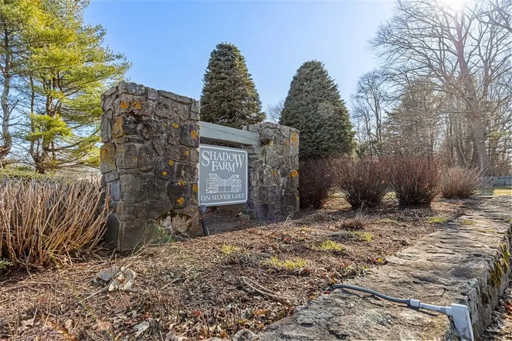56 Shadow Farm Way South Kingstown RI 02879