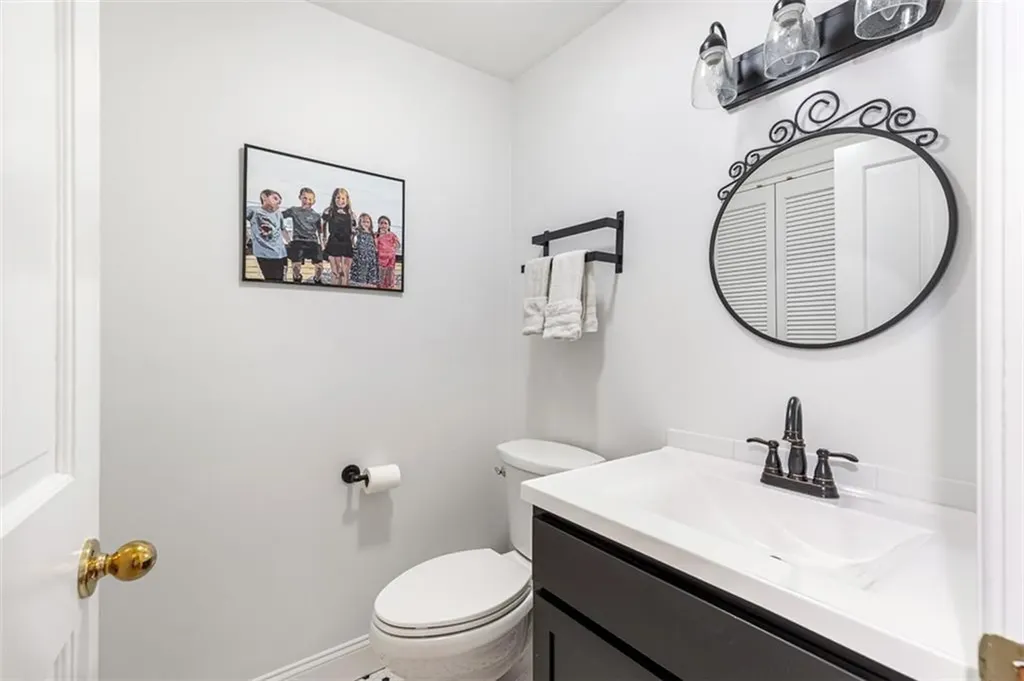 56 Shadow Farm Way South Kingstown RI 02879