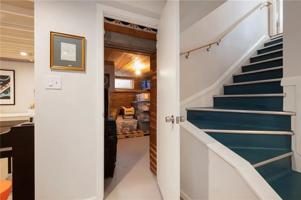 203 Cole Avenue Providence RI 02906