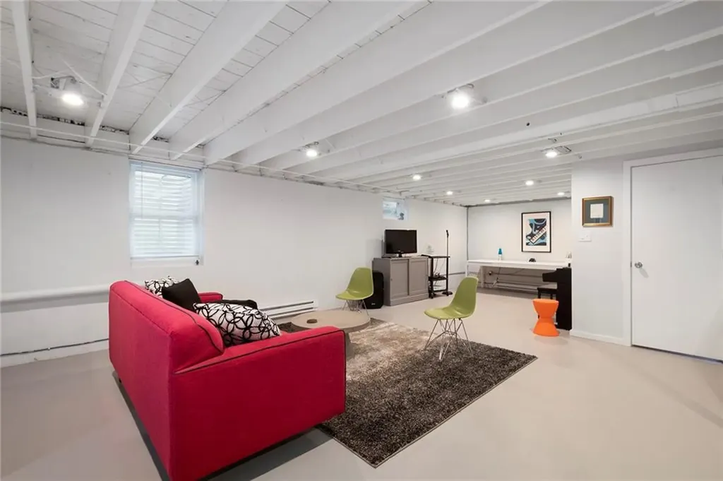 203 Cole Avenue Providence RI 02906