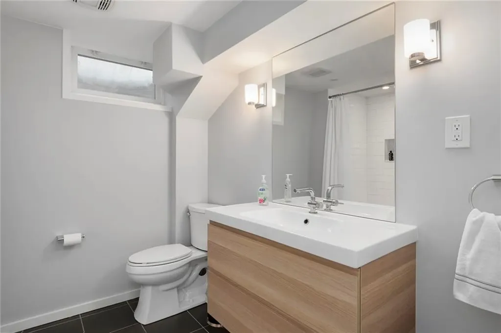 203 Cole Avenue Providence RI 02906
