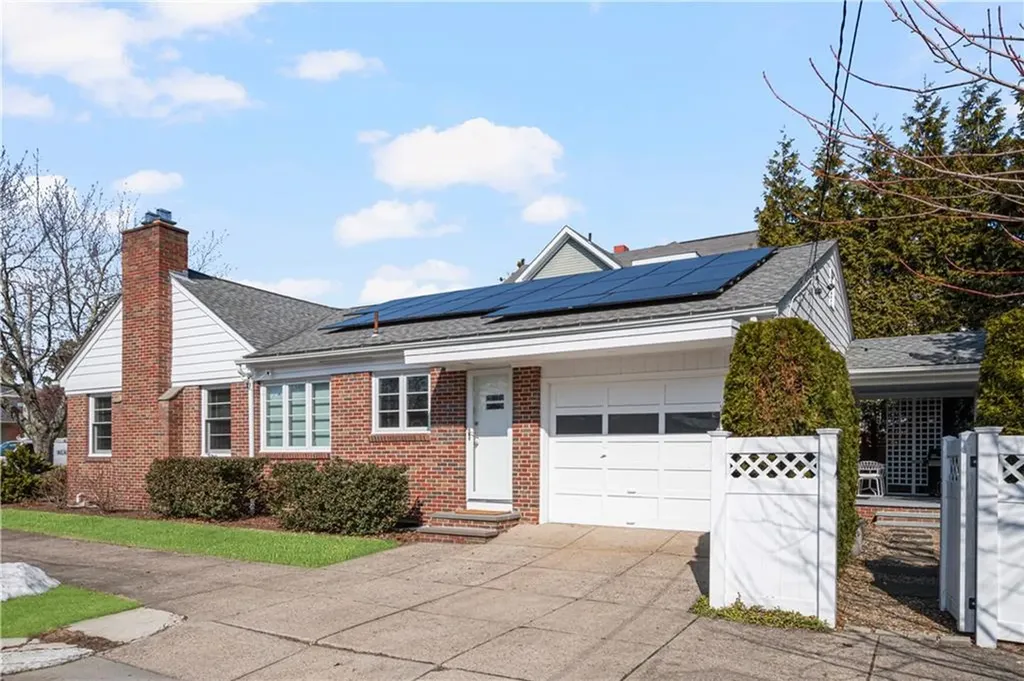 203 Cole Avenue Providence RI 02906