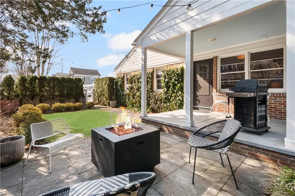 203 Cole Avenue Providence RI 02906
