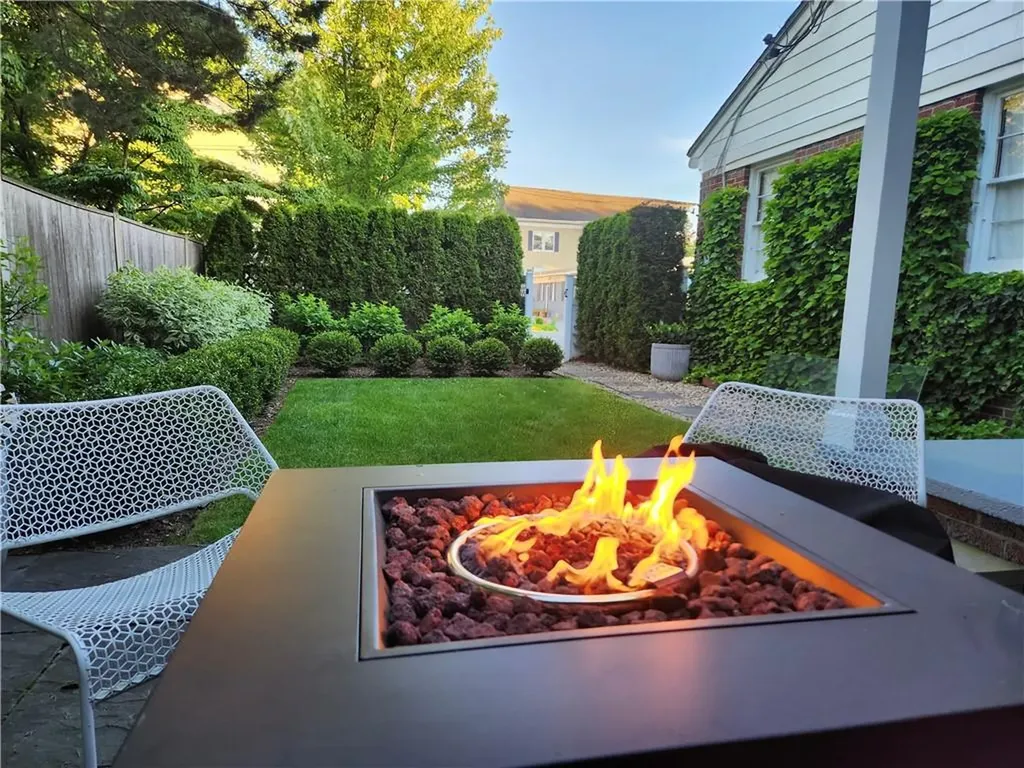 203 Cole Avenue Providence RI 02906