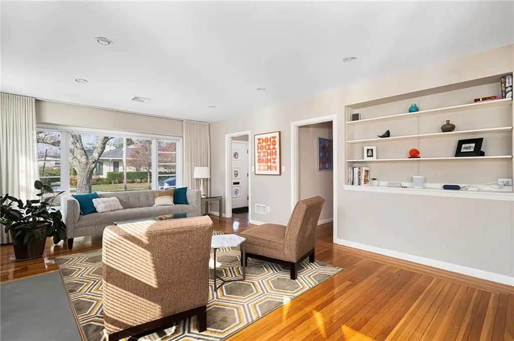 203 Cole Avenue Providence RI 02906