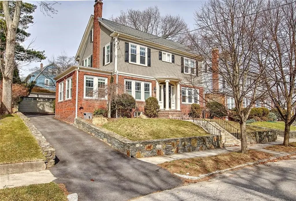 12 Holly Street Providence RI 02906