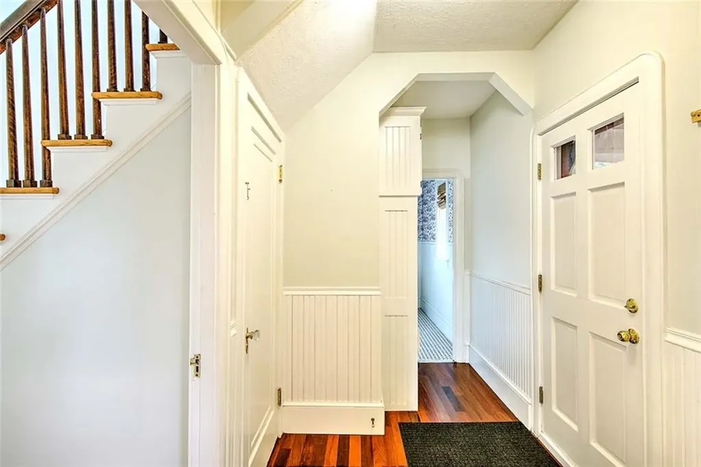 12 Holly Street Providence RI 02906
