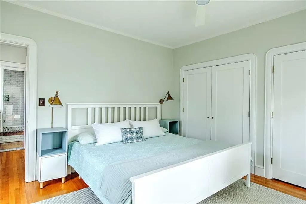 12 Holly Street Providence RI 02906