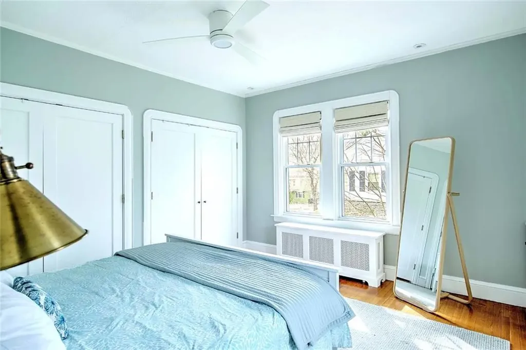 12 Holly Street Providence RI 02906