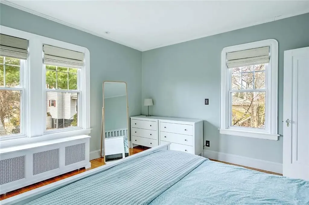 12 Holly Street Providence RI 02906