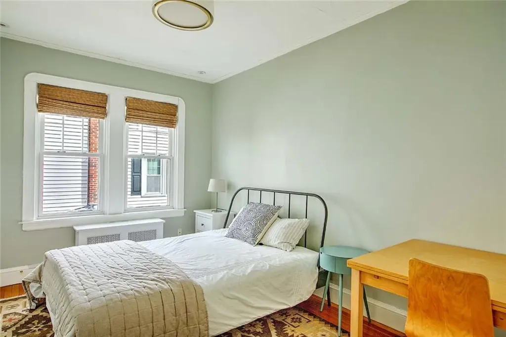 12 Holly Street Providence RI 02906