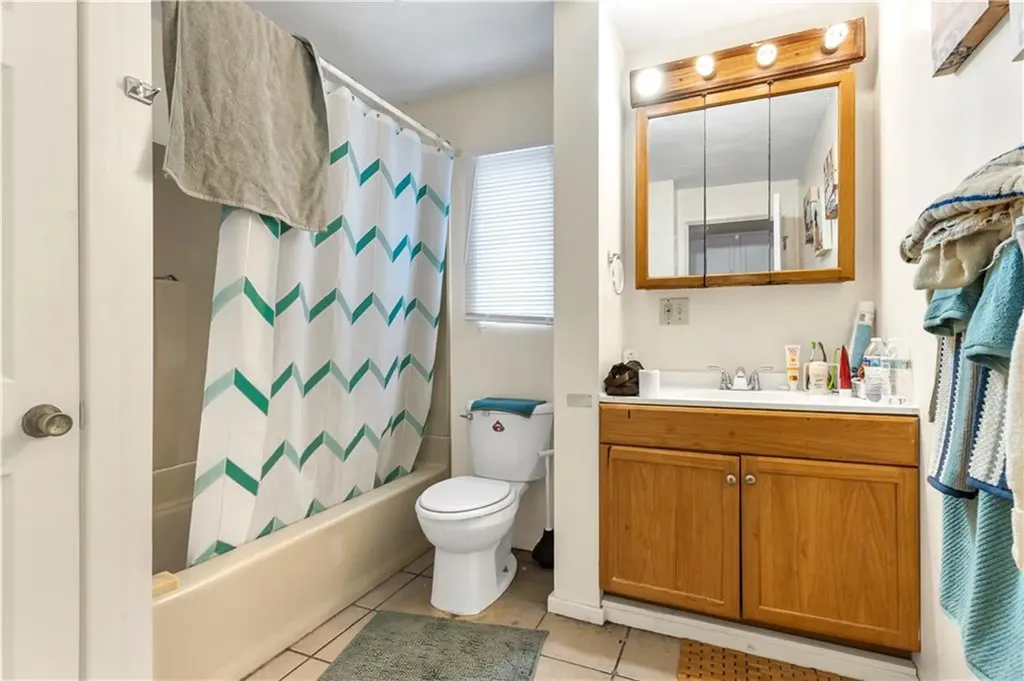 70 74 Lincoln Avenue Central Falls RI 02863