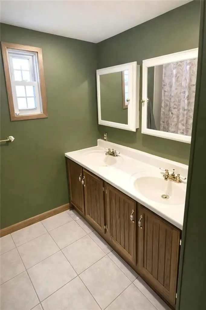 77 Wright Way Coventry RI 02816