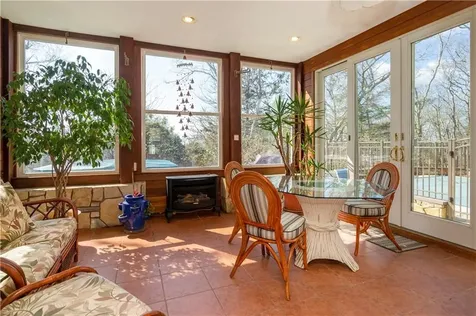 5075 Old Post Road Charlestown RI 02813