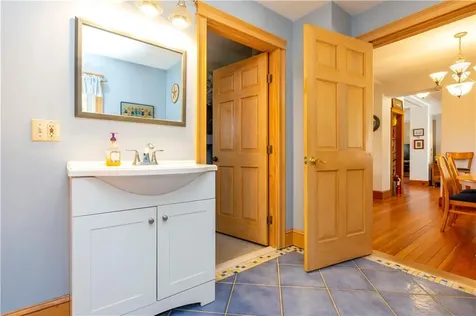 5075 Old Post Road Charlestown RI 02813