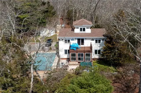 5075 Old Post Road Charlestown RI 02813