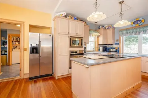 5075 Old Post Road Charlestown RI 02813