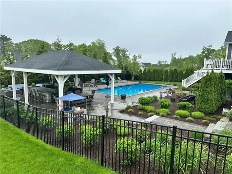 285 Winslow Way Swansea MA 02777