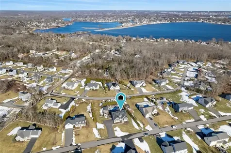 285 Winslow Way Swansea MA 02777